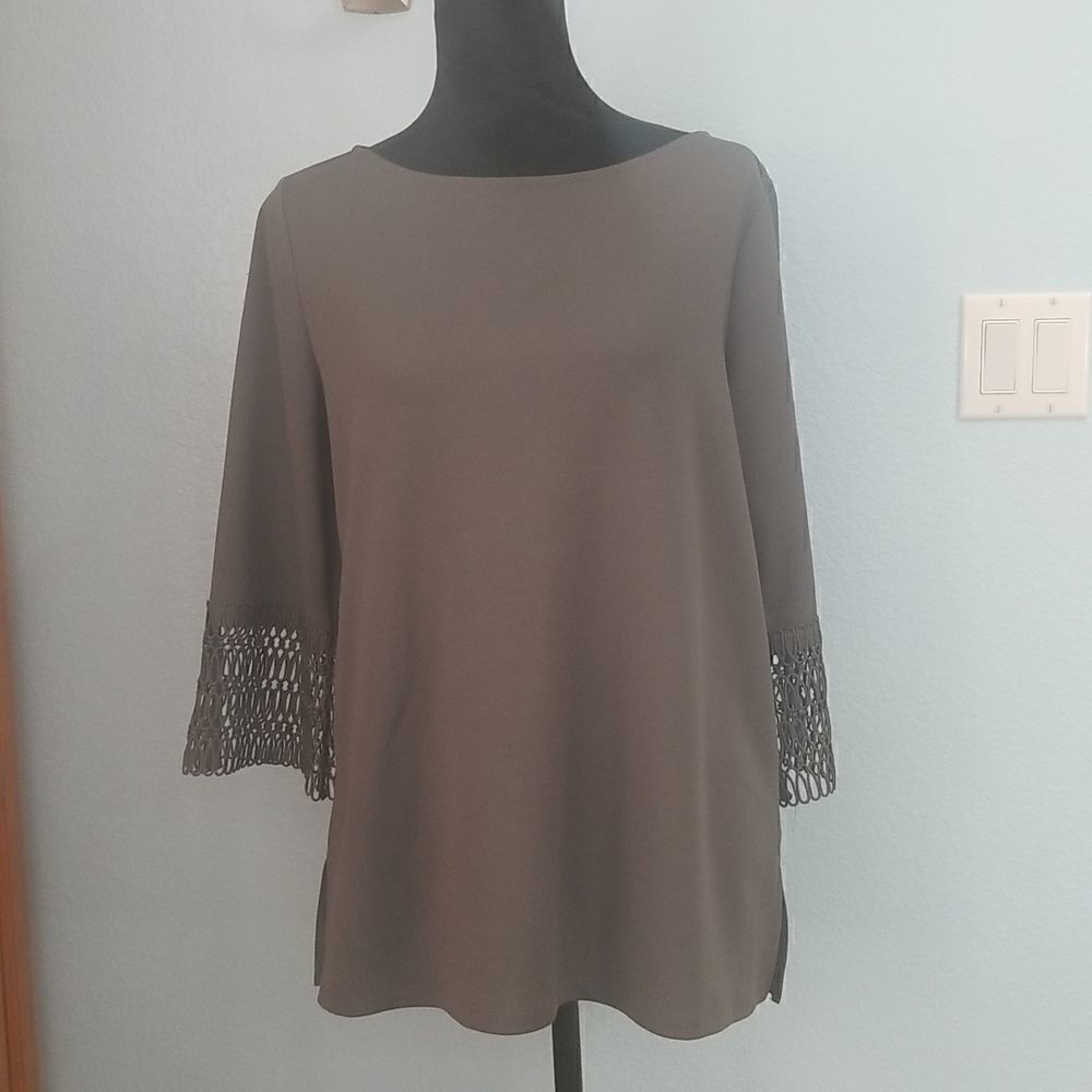 Ann Taylor sleeve detail top